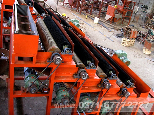 褐鐵礦生產線設備加工現(xiàn)場 褐鐵礦生產線設備加工現(xiàn)場