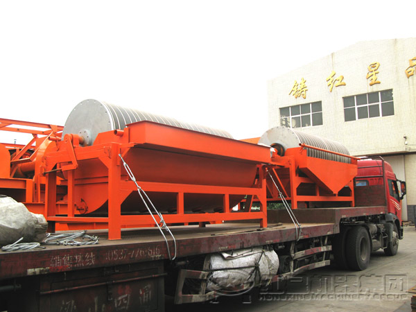 強(qiáng)磁磁選機(jī)發(fā)貨現(xiàn)場(chǎng)