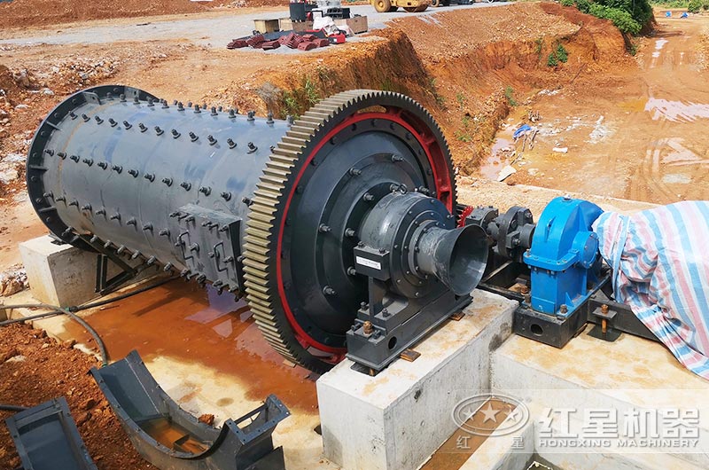 礦用球磨機工作現(xiàn)場圖片 礦用球磨機工作現(xiàn)場圖片