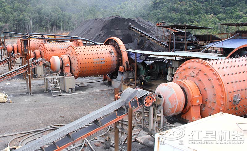 球磨機(jī)客戶現(xiàn)場圖