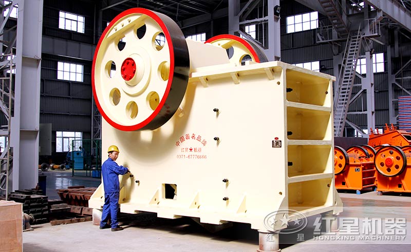 金礦的破碎設備顎式破碎機