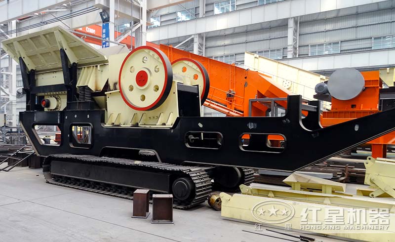 顎破履帶移動破碎機