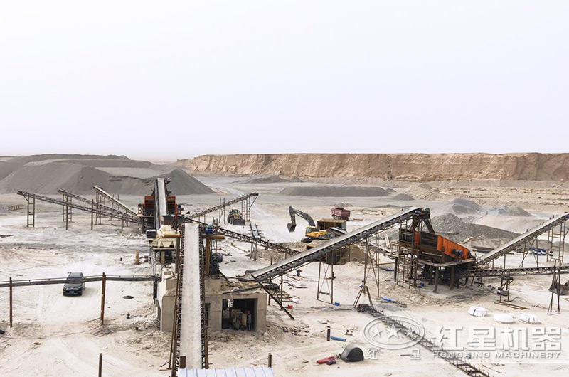 05石子加工現(xiàn)場(chǎng)圖片