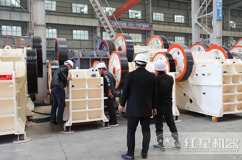 客戶來廠參觀考察設(shè)備