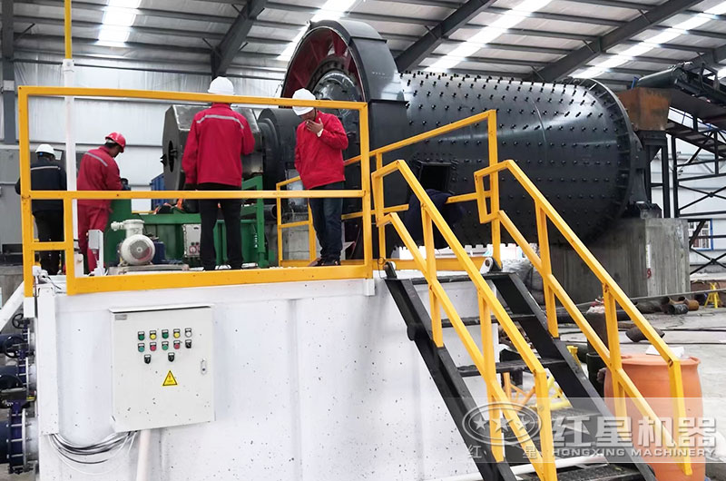 50噸球磨機(jī)工作現(xiàn)場(chǎng)實(shí)拍圖