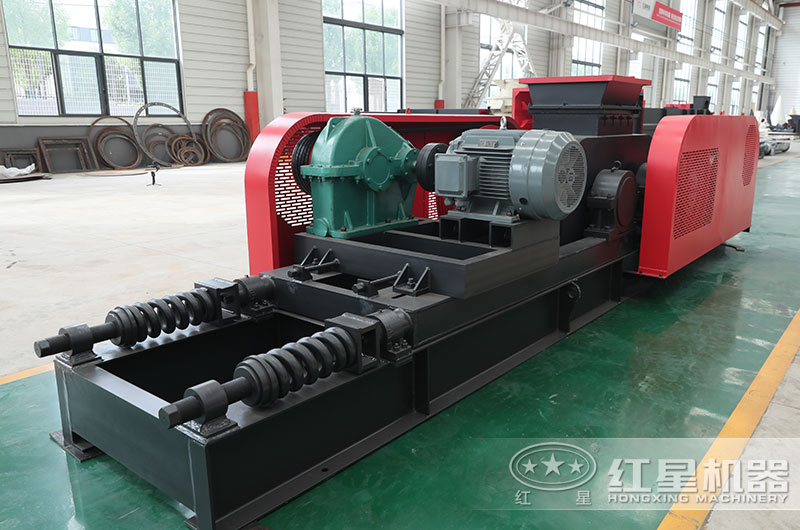 對輥式制砂機(jī)圖片