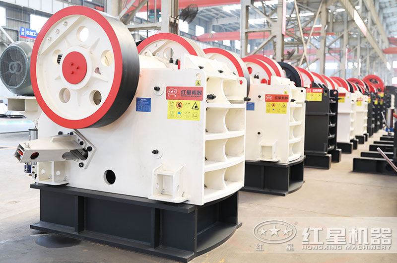 顎式鉀長(zhǎng)石破碎機(jī)圖片 顎式鉀長(zhǎng)石破碎機(jī)圖片