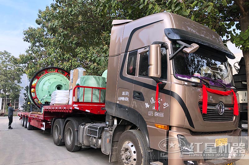 1830球磨機(jī)裝車發(fā)貨 1830球磨機(jī)裝車發(fā)貨