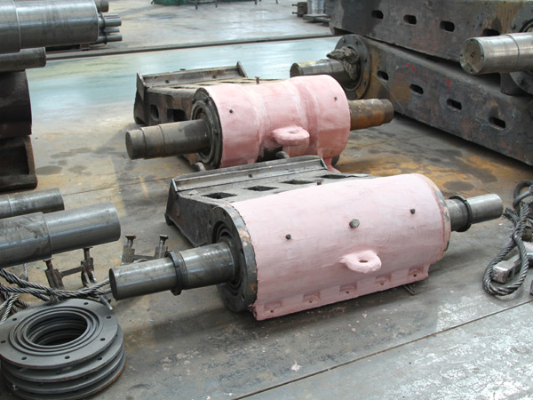 頁巖破碎機結構圖