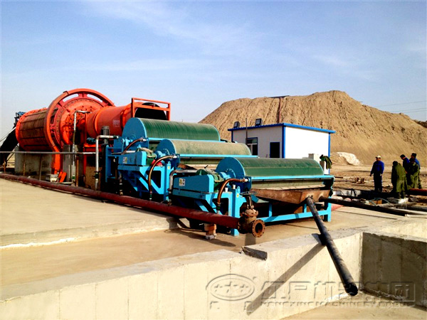 赤鐵礦磁選機(jī)客戶現(xiàn)場(chǎng)