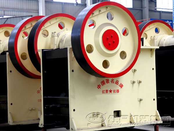 顎式破碎機(jī)