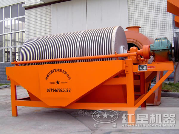 鎢礦磁選機(jī)