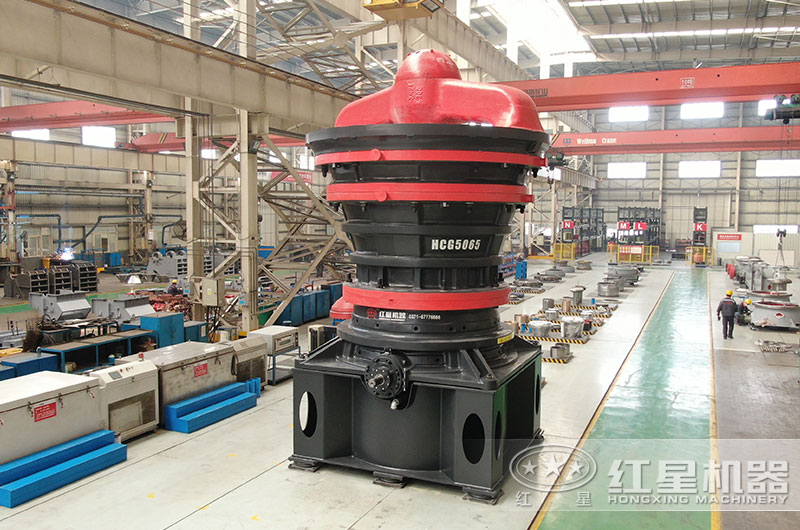 旋回破碎機(jī)圖片