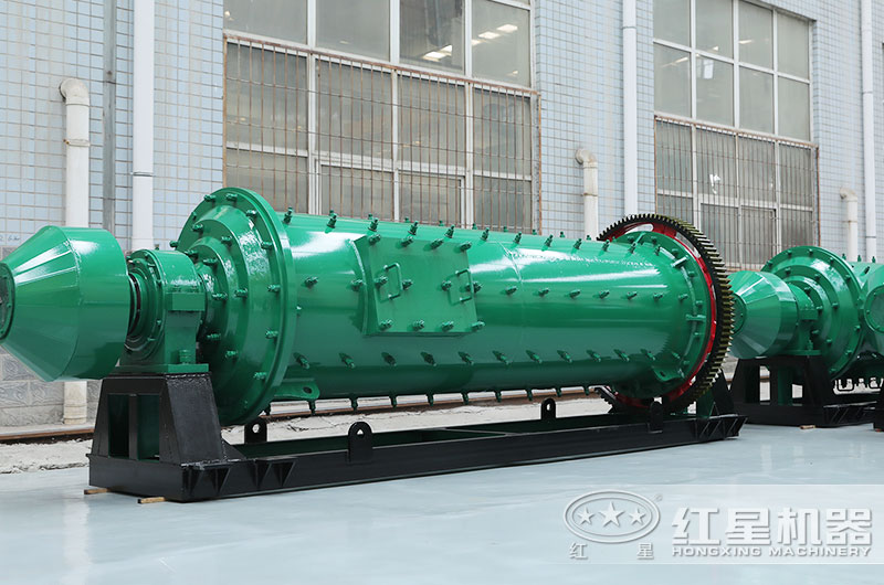 小型球磨機設(shè)備圖片