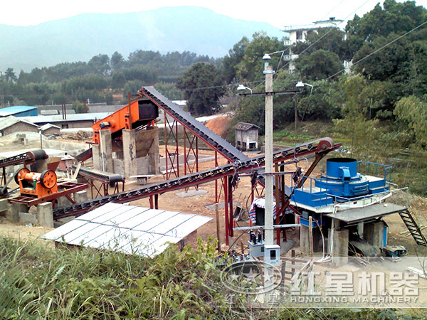 制砂機(jī)現(xiàn)場工作圖 制砂機(jī)現(xiàn)場工作圖