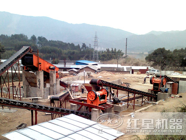 客戶破碎生產(chǎn)線現(xiàn)場圖