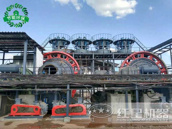 500噸大型球磨機(jī)工作現(xiàn)場，環(huán)保性能佳
