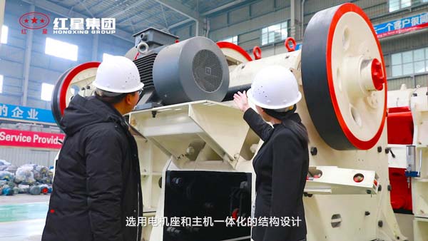 顎破機(jī)的現(xiàn)場(chǎng)與客戶講解  顎破機(jī)的現(xiàn)場(chǎng)與客戶講解