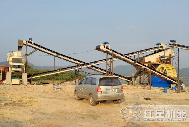 洗砂機(jī)作業(yè)現(xiàn)場(chǎng)