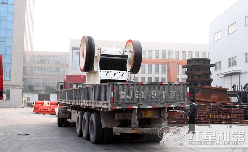 紅星機(jī)器鄂破機(jī)現(xiàn)場(chǎng)發(fā)貨圖