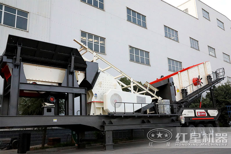 錘式車載流動粉碎機(jī) 錘式車載流動粉碎機(jī)