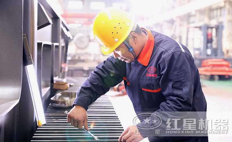 紅星機(jī)器工人作業(yè)圖 紅星機(jī)器工人作業(yè)圖