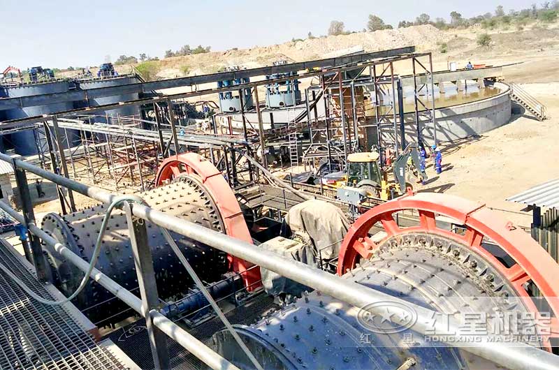 鋼球球磨機用戶現(xiàn)場 鋼球球磨機用戶現(xiàn)場