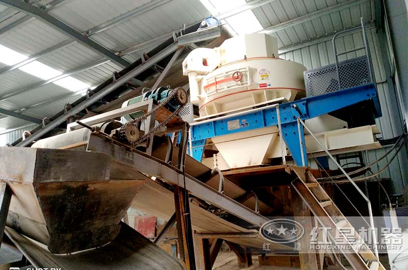 VSI制砂機(jī)作業(yè)現(xiàn)場 VSI制砂機(jī)作業(yè)現(xiàn)場