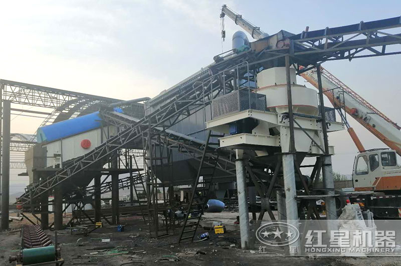 制砂機生產現(xiàn)場